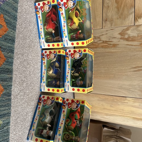 Corgi noddy toy land - noddy,