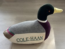 Vintage Lady Slippers Design