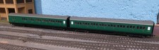 Hornby Rake of Two Maunsell coaches in BR Malachite, All Third and Brake Compo