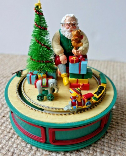 Willitts 16cm musical santa - willitts,