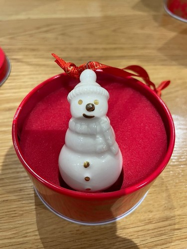 Belleek living snowman gold - belleek,