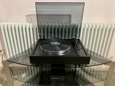 Roksan Xerxes Turntable With Rega RB300 Tonearm Roksan Chorus Black Cartridge.