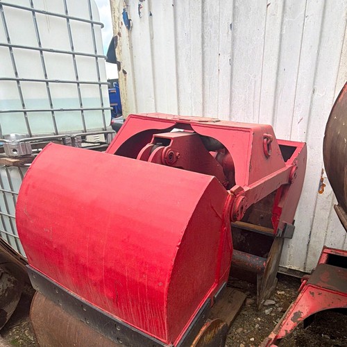 Grab lorry bucket
