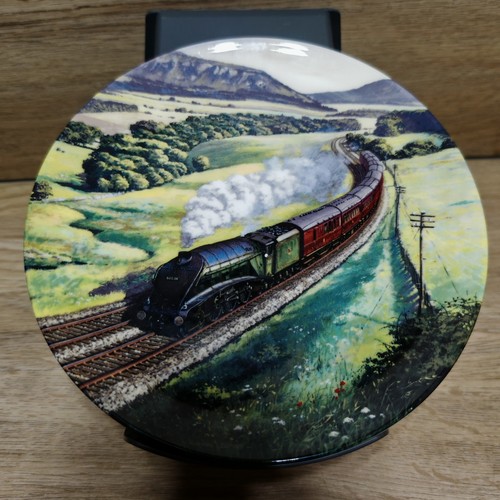 Royal dulton past - dulton, green