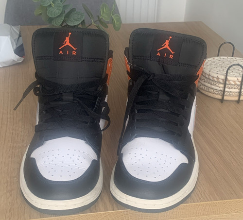 Jordan air mid - air,