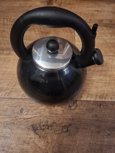 Prestige whistling kettle - prestige, whistling.kettle