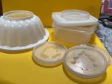 Tupperware Jelly Mould with Lids