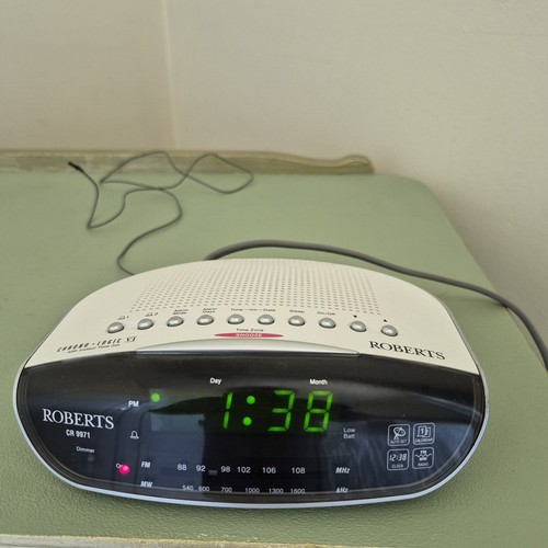 Roberts 9971 digital alarm - digital,