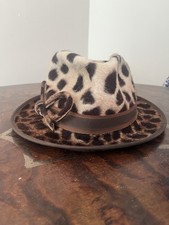 Womens Hat Leopard Print
