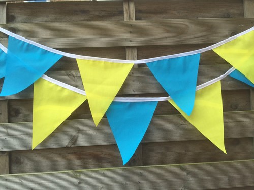 Blue and yellow fabric - blue,