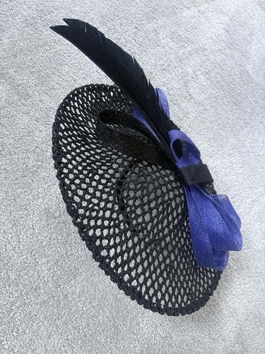 New black fascinator - new!,
