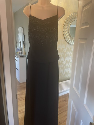 Long black embellished evening - black,