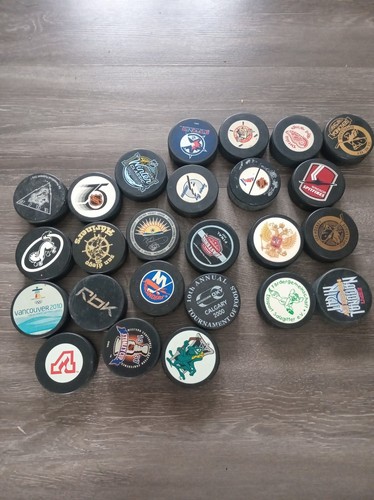 Vintage ice hockey - ice, pucks