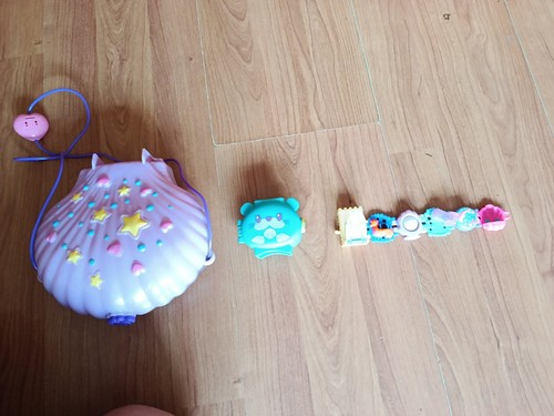 Polly pocket bundle - pocket, job