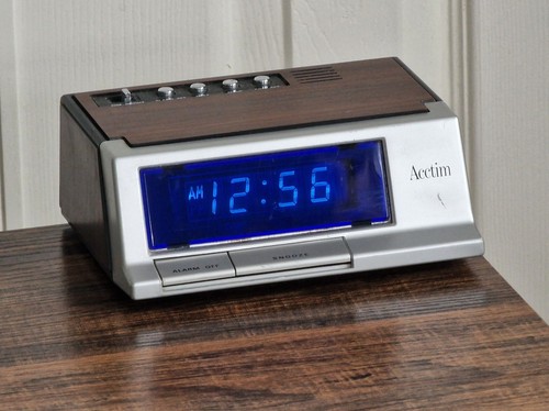 Acctim electronic alarm clock - acctim,