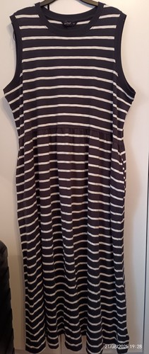 Navy white striped maxi - f&f,