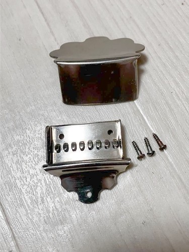 Tailpiece for mandolin