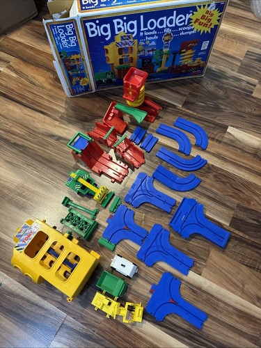 Vintage tomy big loader - tomy,