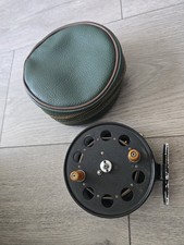 Speedia Vintage Center Pin Fishing Reel