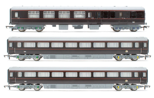 Hornby gauge rake of 3 - gauge,