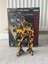 Transformers the Last Knight Bumblebee DLX Action Figure