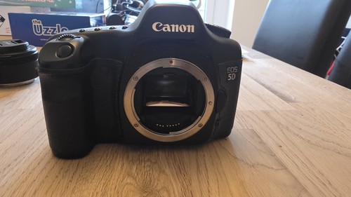 Canon eos mark - canon,