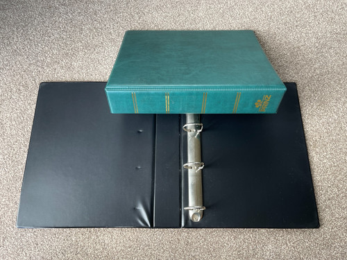 Stamp albums empty - -,