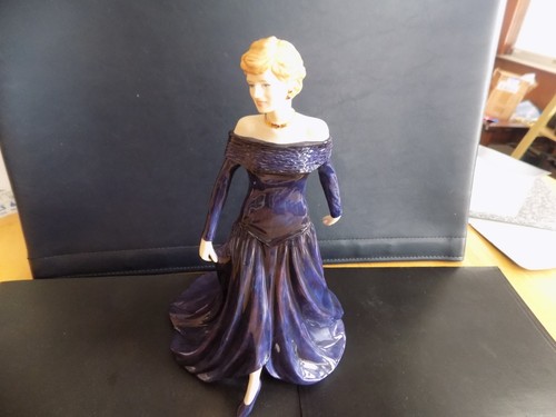 Royal doulton figurine diana - royal,