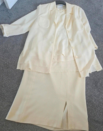 Bunny cream skirt suit - bunny,
