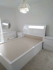  WHITE HIGH GLOSS OTTOMAN