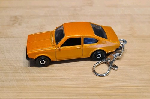 Diecast model car 1975 - 1/64,
