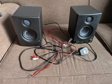 Pair of PreSonus eris e3.5 bt speakers (PARTS & SPARES OR REPAIR)