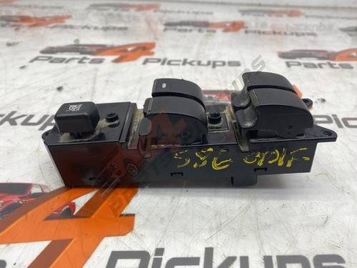 Mitsubishi l200 driver - mitsubishi, side