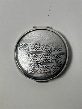 Unused stratton compact - stratton,