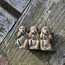 VINTAGE. SOLID BRASS,  THREE