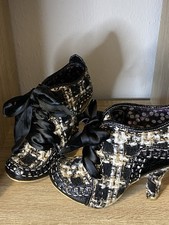 Irregular choice - size 5 -