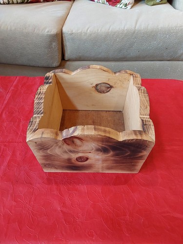 Decortive wood box planter - decortive,