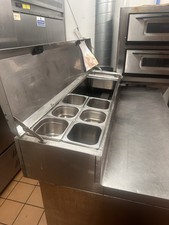 Pizza Fridge & toppings