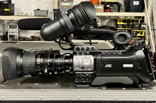 {JVC GY-HM700CHU} HD Camcorder