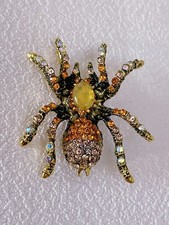 Sparkly Gold Rhinestone Spider Brooch Pin Crystal Bug Cute Insect Gift Jewelry