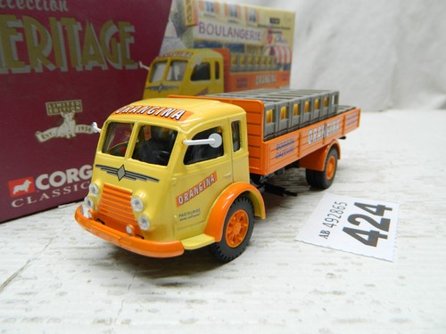 Corgi heritage renault - 1:50,