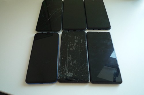 Job lot samsung phones - job,