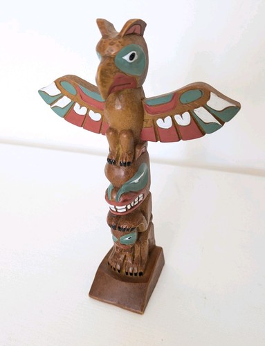 Canadian eagle totem pole - eagle,