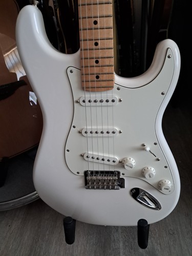 Fender stratocaster mim - fender, mint