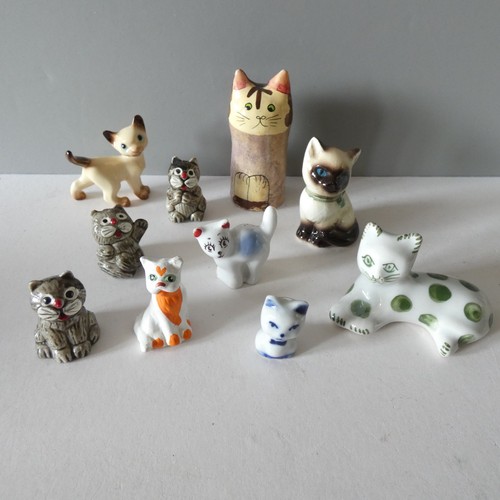 Cat figurine collection kitsch - figurine,