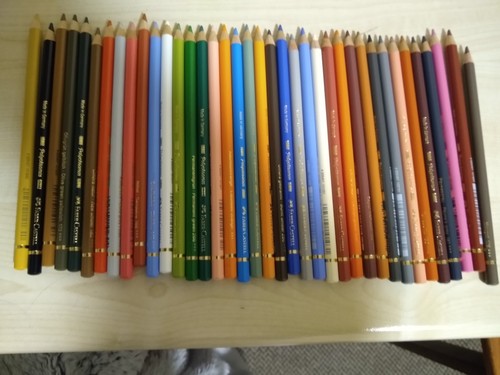 Coloured pencils - ,