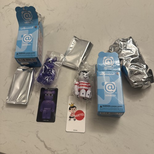Bearbrick 100 series - 100%,