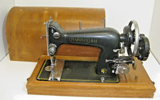 Harris 9H Hand Cranked Sewing Machine in Bentwood Case