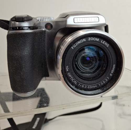 Fujifilm finepix s5700 - finepix, 7.1mp