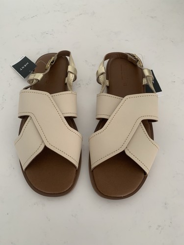 Nwt cream gold crossover - cream,